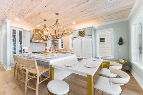 2nd Floor Fully Equipped Kitchen W/ Island Bar (Seats up to 8)