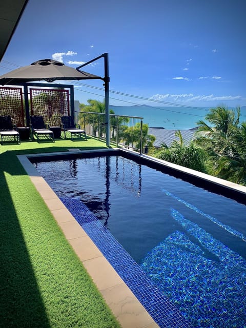 Infinity pool and terrace