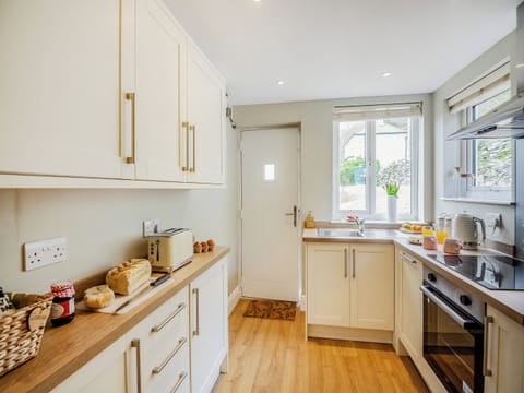Kitchen | Frondeg, Capel Garmon, near Betws-y-Coed