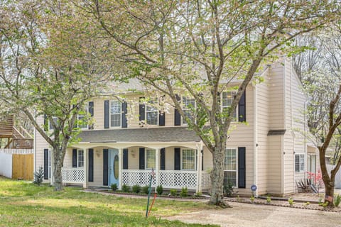 Peachtree Corners Vacation Rental | 7BR | 3BA | 3,050 Sq Ft