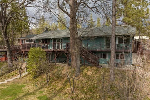 Plenty of space to play in the yard!