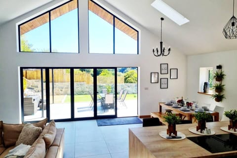 Villa | Living area | Fireplace