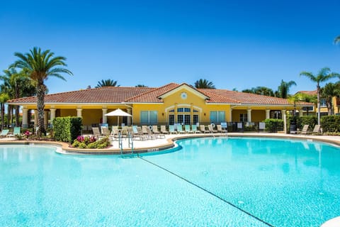Clubhouse Pool