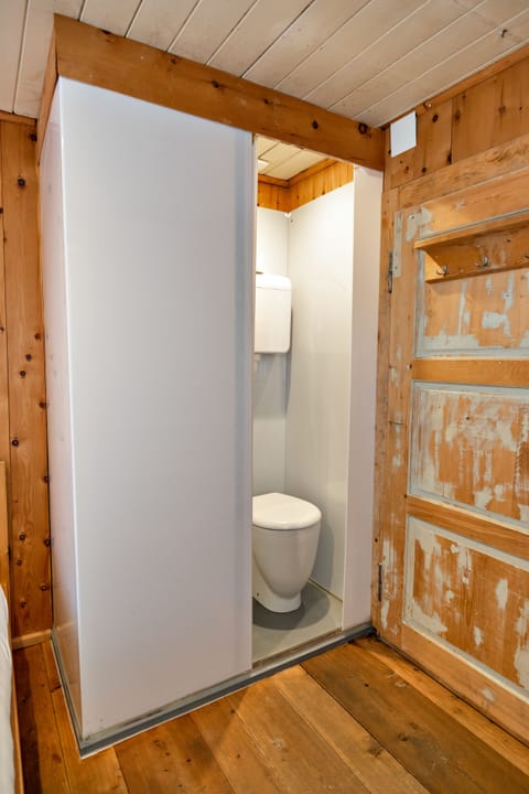 Basic Double Room | Free WiFi