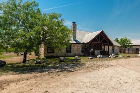 Front yard entrance view