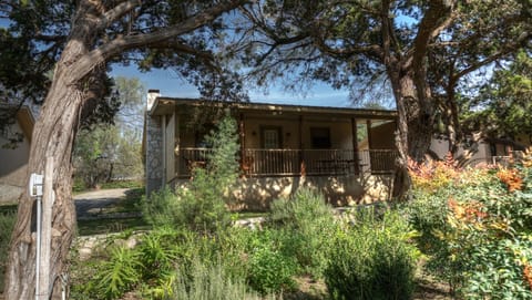 Front exterior view of cabin