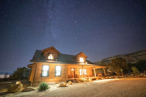 Gaze in wonder at the night sky as you experience the Milky Way like never before!