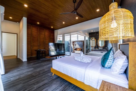 Deluxe Villa | 7 bedrooms, premium bedding, desk, iron/ironing board