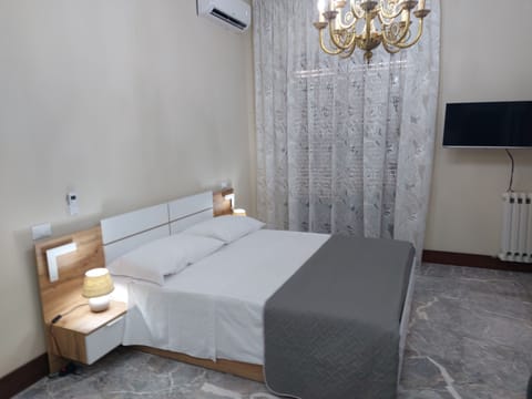 Superior Room | Premium bedding, down comforters, memory foam beds, bed sheets