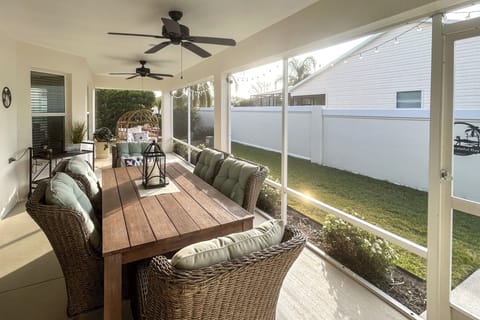 The Villages Vacation Rental | 3BR | 2BA | Step-Free Access | 1,940 Sq Ft