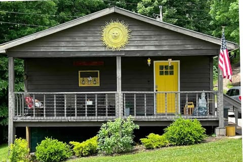 Rise and Shine cabin!