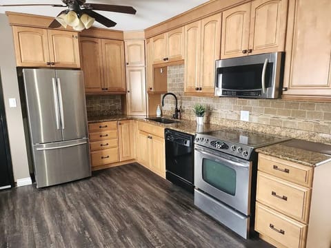 Modern and updated kitchen. Stocked with all essentials! 