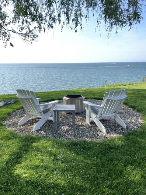 Light the solo stove and relax by the lake!