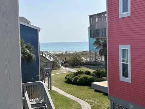Peek a Boo View!