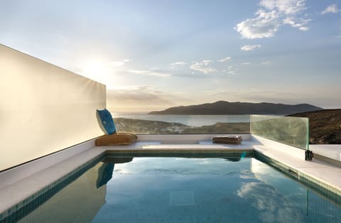 Superior Suite, Multiple Beds, Hot Tub, Sea View | Beach/ocean view