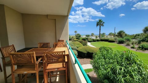 Welcome To Desoto Beach Club 105