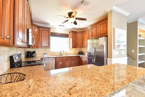 Sun N' Sea Sanctuary - Fully Equipped Kitchen