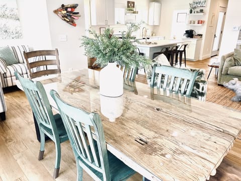 beautiful dining table looks like the beach 
