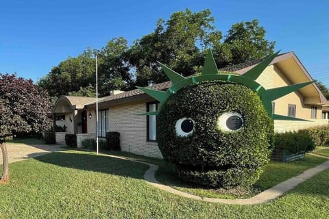 Liberty Bush 