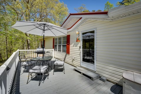 Hayesville Vacation Rental | 4BR | 2BA | 1,600 Sq Ft | Stairs Required to Enter