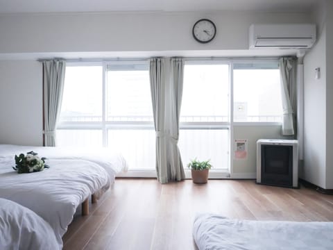 Family Suite | Living area | LCD TV