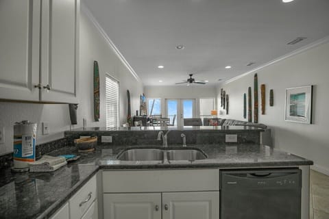 16 web or mls 1373 w beach blvd