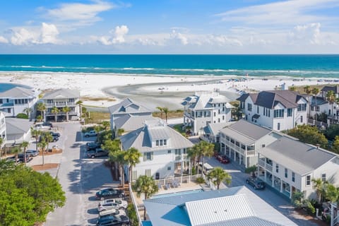 Gulfstrand Down Drone