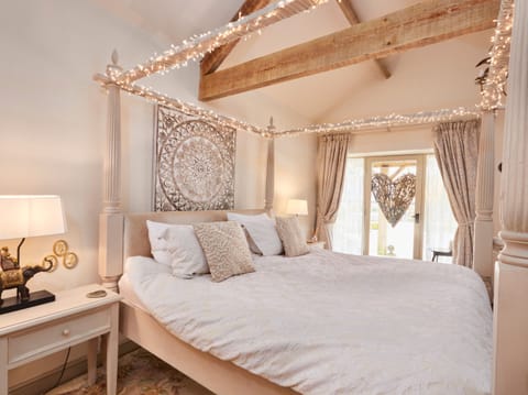 1 bedroom, individually decorated, individually furnished, free WiFi