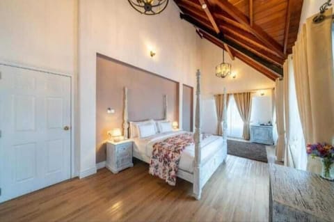 Superior Double Room | Premium bedding, down comforters, in-room safe, individually decorated