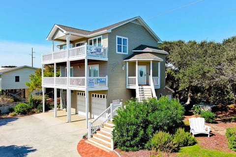Welcome to Surf N Dolphin