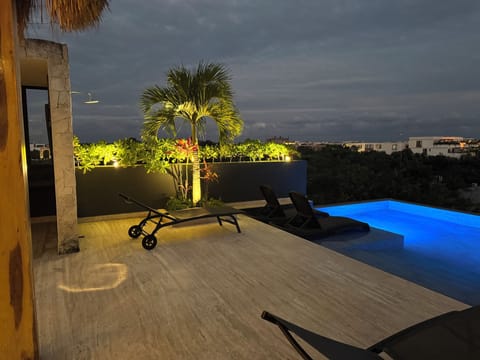Community Rooftop area