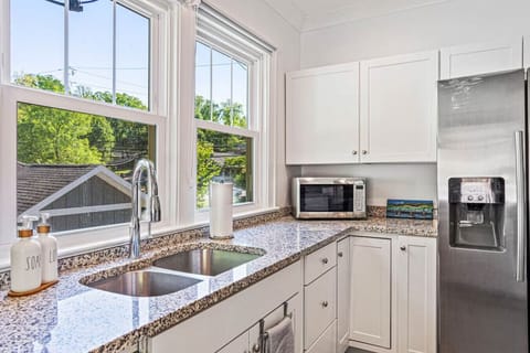 Fully equipped kitchen for all of your cooking needs.