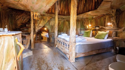 Family Tree House | Individually decorated, individually furnished, desk, blackout drapes