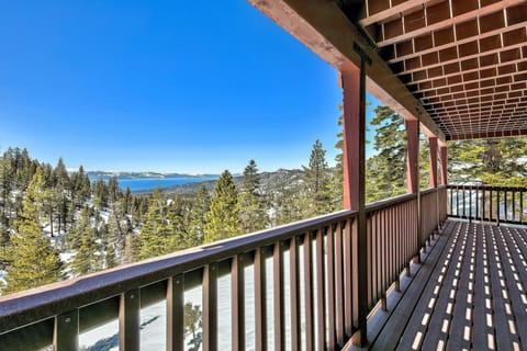 Lakeview Deck