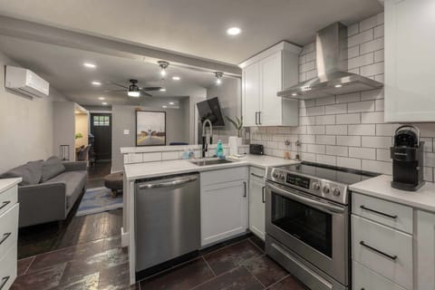 Spacious, well-equipped kitchen