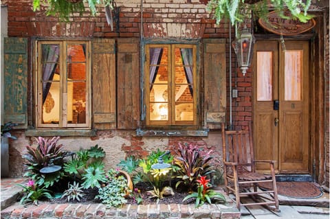 Dumaine | Terrace/patio