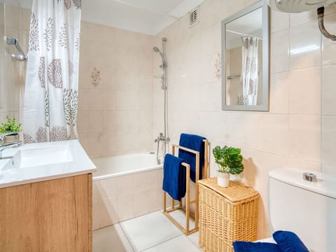 Bathroom, Flooring, Plumbing Fixture, Interior Design, Floor, Bathroom Cabinet, Tap, Toilet, Plumbing, Sink