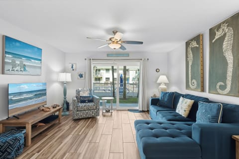 Colony Beach Club 147