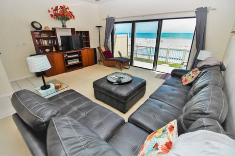 Relax in the Living Room with a Breathtaking View
