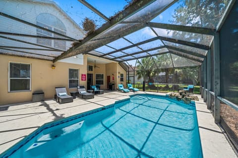 Enjoy Florida Living in Your Private Screened Retreat