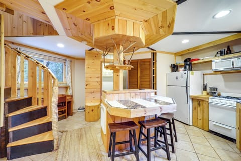 House (1 Bedroom) | Interior