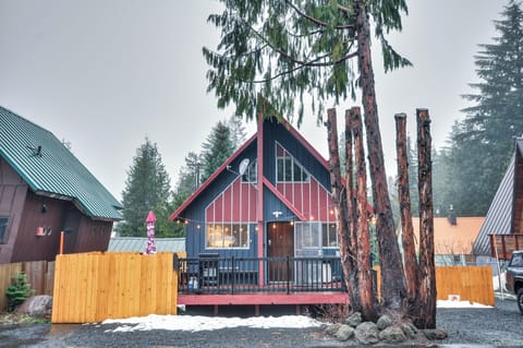 House (2 Bedrooms) | Exterior