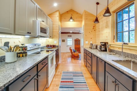 Cottage (4 Bedrooms) | Interior