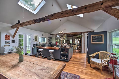 House (5 Bedrooms) | Interior