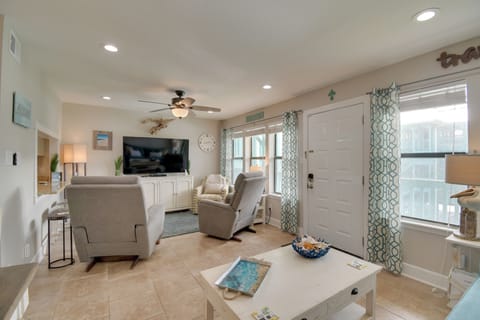 Apartment (2 Bedrooms) | Front of property