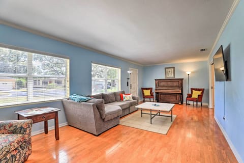 House (2 Bedrooms) | Front of property