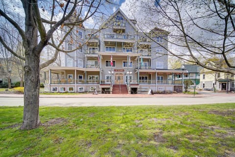 Apartment (0 Bedroom) | Interior