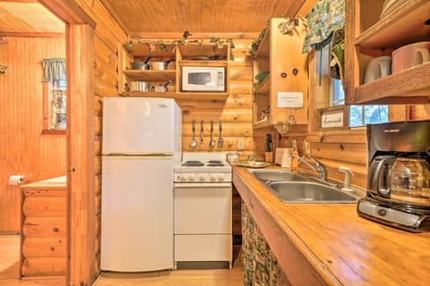 House (1 Bedroom) | Interior