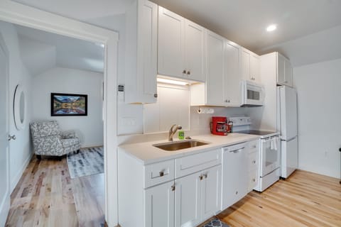 House (1 Bedroom) | Interior