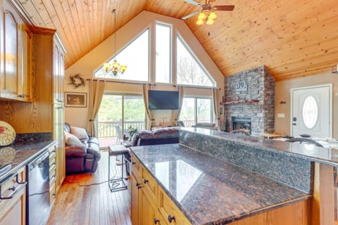 House (2 Bedrooms) | Interior